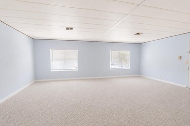 Comfortable, spacious, and well maintained, this 2 bedroom, 2 - photo 22