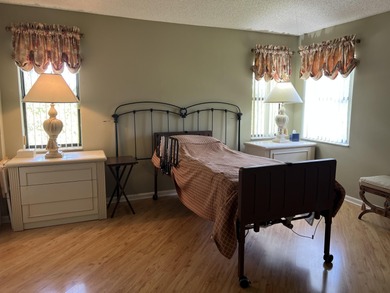 Charming 55+ community with a great location! Off of Boynton