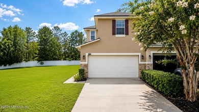 Welcome to this beautifully maintained **corner-unit townhome** - photo 5