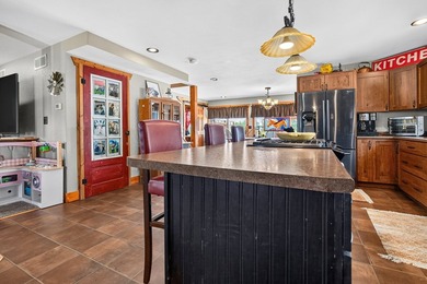 Discover the perfect blend of comfort, function, and country - photo 12