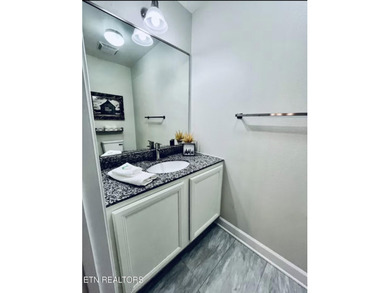 Darling 1 bedroom unit with easy access on first floor. Roomy - photo 17