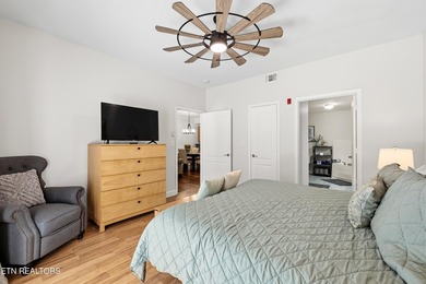 Darling 1 bedroom unit with easy access on first floor. Roomy - photo 24