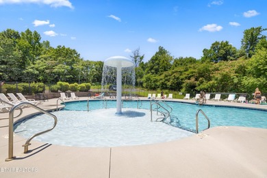 Darling 1 bedroom unit with easy access on first floor. Roomy - photo 29