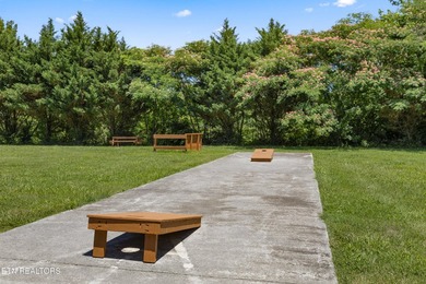 Darling 1 bedroom unit with easy access on first floor. Roomy - photo 33