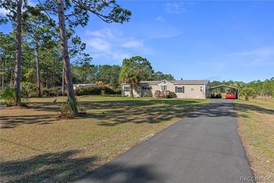 Welcome to peaceful country living! This 3-bedroom, 2-bath home - photo 4