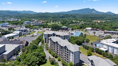 Darling 1 bedroom unit with easy access on first floor. Roomy - photo 39