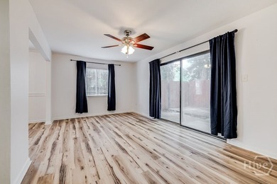 Beautiful 3-bedroom, 2.5-bath townhome with a modern kitchen - photo 8