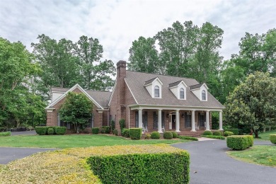 Welcome to this extraordinary custom-built estate offering - photo 4