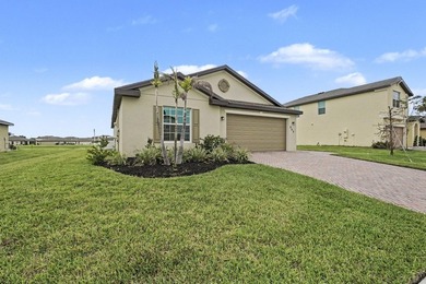 Discover this 4-bedroom, 2-bathroom single-family residence in - photo 6