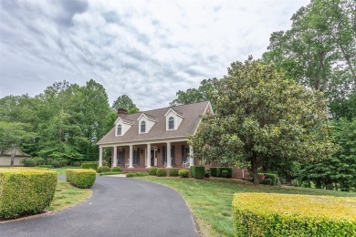 Welcome to this extraordinary custom-built estate offering - photo 10