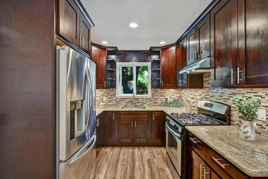 Pride of ownership located in Redwood City, this cozy 2-bedroom - photo 14