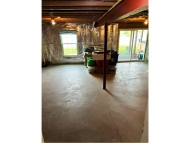 Welcome home to this beautifully maintained 3-bedroom, 2.5-bath - photo 22