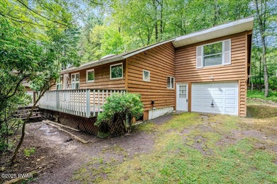 Lake Wallenpaupack Home Sale Pending in Tafton Pennsylvania