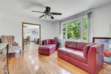 Priced To Sell! Immaculate and charming expanded Cape set on 1.5 - photo 12