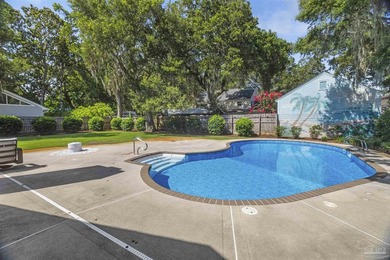 Beautifully updated pool home in the heart of Gulf Breeze! - photo 13