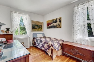 Priced To Sell! Immaculate and charming expanded Cape set on 1.5 - photo 20
