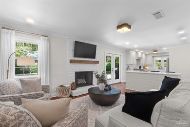 Beautifully updated pool home in the heart of Gulf Breeze! - photo 23
