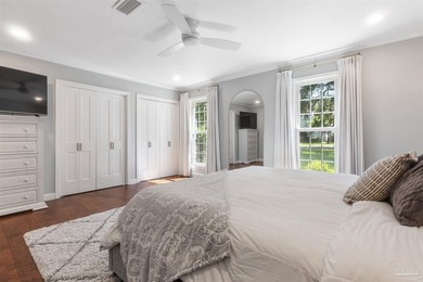 Beautifully updated pool home in the heart of Gulf Breeze! - photo 38