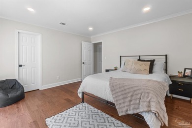 Beautifully updated pool home in the heart of Gulf Breeze! - photo 43