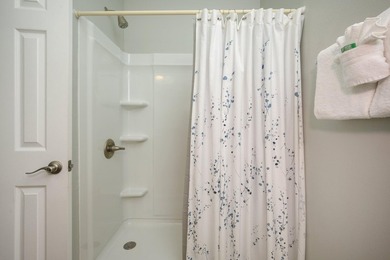 Welcome to Poolside Haven - ideally located directly across from - photo 45