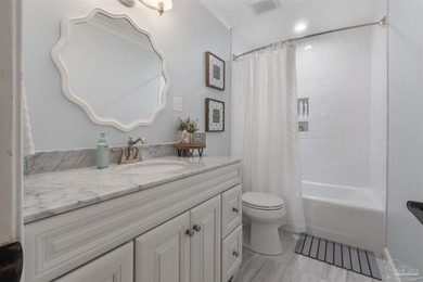 Beautifully updated pool home in the heart of Gulf Breeze! - photo 45
