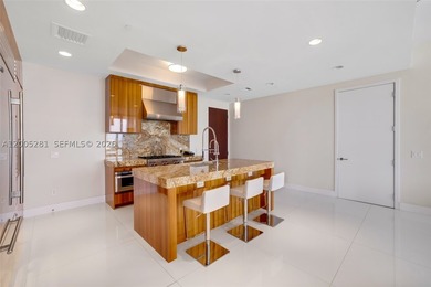 Experience the ultimate luxury lifestyle in this 2-bedrooms + 2 - photo 11