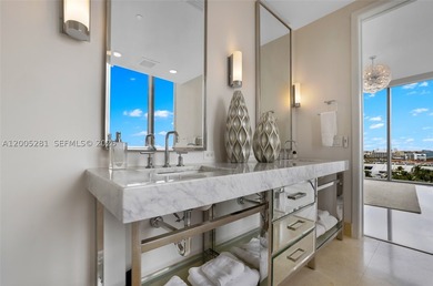 Experience the ultimate luxury lifestyle in this 2-bedrooms + 2 - photo 20