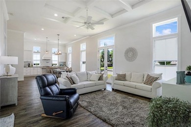 Stunning open floor plan home with 3 bedrooms and 3.5 baths - photo 3