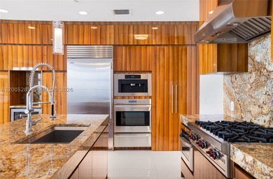Experience the ultimate luxury lifestyle in this 2-bedrooms + 2 - photo 29