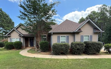 Lake Sinclair Home For Sale in Milledgeville Georgia