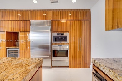 Experience the ultimate luxury lifestyle in this 2-bedrooms + 2 - photo 43