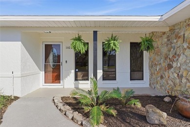 There's a party on 5th Ave! Welcome to this spacious 4 bedroom - photo 6