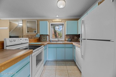 2 Bedrm, 2.5 Bath Condo with unique investment / low-maintenance - photo 6