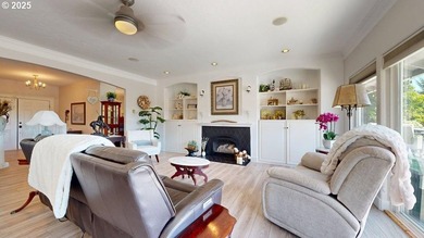 Spacious 4-bedroom, 3.5 bath residence with a rare 4-car garage - photo 7