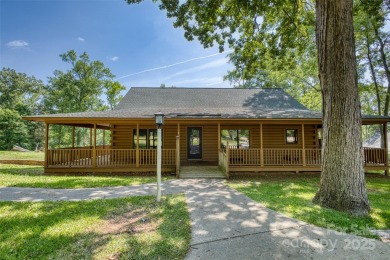 Lake Home For Sale in Fort Lawn, South Carolina