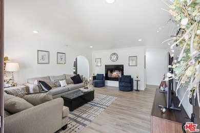 Welcome to this beautifully renovated 3-bedroom, 2-bath home - photo 6