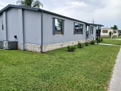 East Lake Tohopekaliga Home For Sale in St Cloud Florida