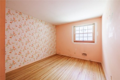 Spacious 3-bedroom, 1.5-bath ranch with over 1500 square feet - photo 20