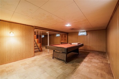 Spacious 3-bedroom, 1.5-bath ranch with over 1500 square feet - photo 31