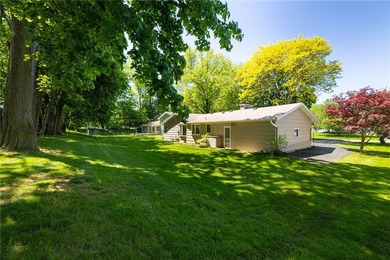 Spacious 3-bedroom, 1.5-bath ranch with over 1500 square feet - photo 35