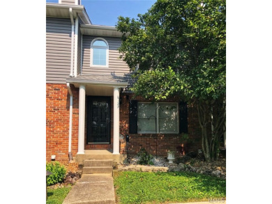 Lake Townhome/Townhouse For Sale in Collinsville, Illinois