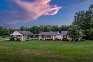 (private lake, pond, creek) Home For Sale in Rutledge Georgia