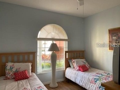 Under contract-accepting backup offers. Welcome home to this - photo 4