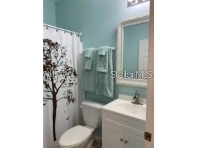 Under contract-accepting backup offers. Welcome home to this - photo 7