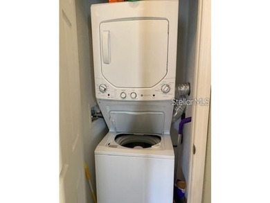 Under contract-accepting backup offers. Welcome home to this - photo 8