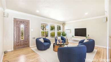 Welcome to prestigious 5449 E. Fairbrook St, Long Beach, CA - photo 4