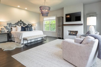Perched above the pristine waters of Lake Fontana, this - photo 17