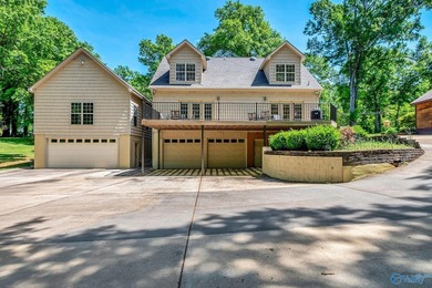 Welcome to this beautifully maintained 3 bedroom/3 and 1/2 bath - photo 21