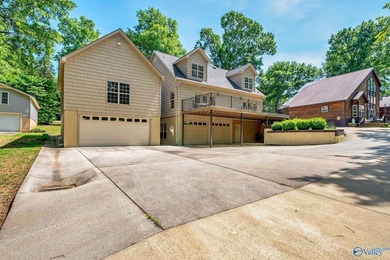 Welcome to this beautifully maintained 3 bedroom/3 and 1/2 bath - photo 24