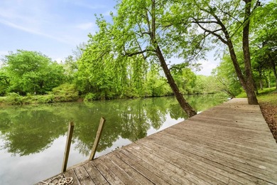 Tucked away in the natural beauty of Royal, Arkansas, this warm - photo 29